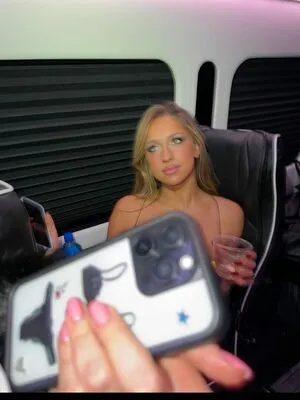 Tate McRae OnlyFans Leaked Free Thumbnail Picture - #EVCaINr0Ei