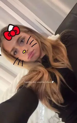 Tate McRae OnlyFans Leaked Free Thumbnail Picture - #I5BSHFjE16