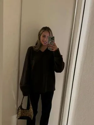 Tate McRae OnlyFans Leaked Free Thumbnail Picture - #VQQ9mACiIp