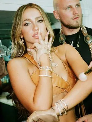 Tate McRae OnlyFans Leaked Free Thumbnail Picture - #gRzfJAkUos