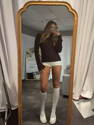 Tate McRae OnlyFans Leaked Free Thumbnail Picture - #pfFEiap5FA