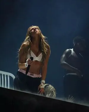 Tate McRae OnlyFans Leaked Free Thumbnail Picture - #tubPGWLy54