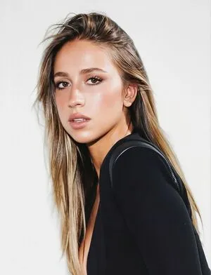 Tate McRae OnlyFans Leaked Free Thumbnail Picture - #wOOKnwee1J