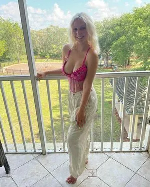 Tatiana Cimbura OnlyFans Leaked Free Thumbnail Picture - #0FJzvgDvMY