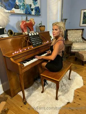 Tatianasteele69 OnlyFans Leaked Free Thumbnail Picture - #6ADjWShOBB