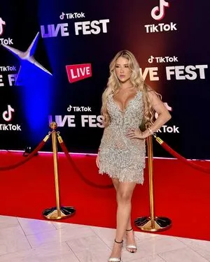 Tatiele Martins OnlyFans Leaked Free Thumbnail Picture - #kI8XUGDrpw