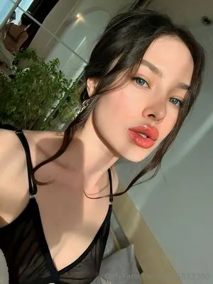 Tatiiiiiiiii OnlyFans Leaked Free Thumbnail Picture - #2YJO2DBMPN