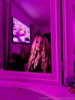 Tatisellsfree OnlyFans Leaked Free Thumbnail Picture - #XxGSK8V5kl