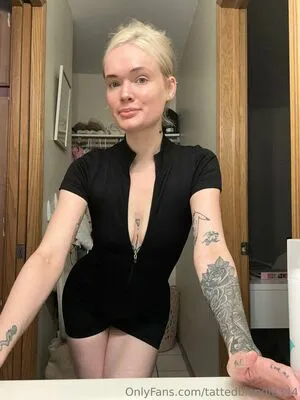 Tattedblondie344 OnlyFans Leaked Free Thumbnail Picture - #5lIBjUiqeb