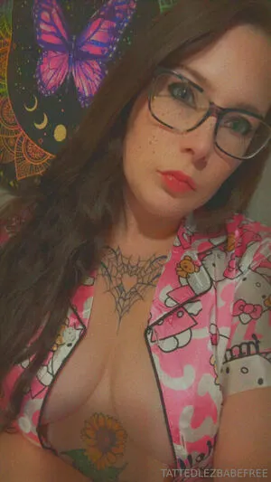 Tattedlezbabefree OnlyFans Leaked Free Thumbnail Picture - #OzdmEIs5Hx