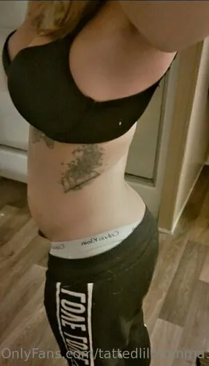 Tattedlilmomma1990 OnlyFans Leaked Free Thumbnail Picture - #3V0y6QVF0s