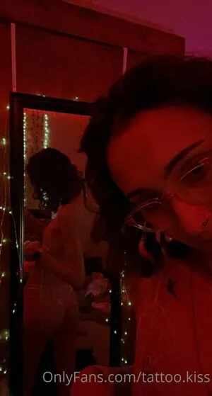 Tattoo Kiss OnlyFans Leaked Free Thumbnail Picture - #8gpTSzkf2W