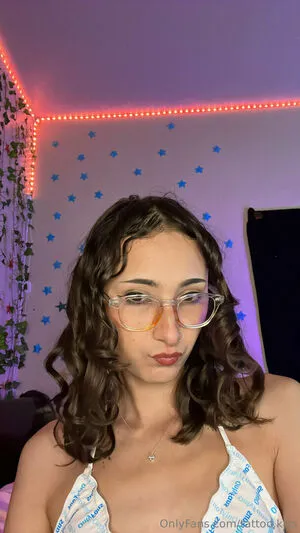 Tattoo Kiss OnlyFans Leaked Free Thumbnail Picture - #At8q3rZ4Lr