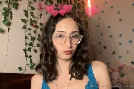 Tattoo Kiss OnlyFans Leaked Free Thumbnail Picture - #lGiKlGyudN