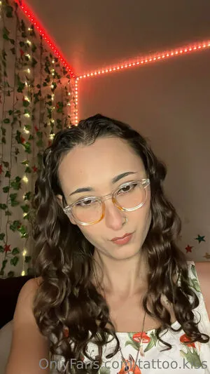 Tattoo Kiss OnlyFans Leaked Free Thumbnail Picture - #oYwmNaSy1b