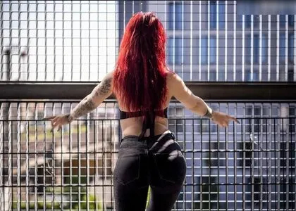 Tattooed Redhead OnlyFans Leaked Free Thumbnail Picture - #1YGAxTt7mG