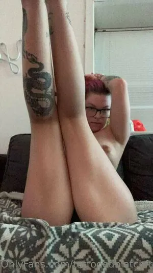 Tattooedbiatchfree OnlyFans Leaked Free Thumbnail Picture - #heGKyvTvDi