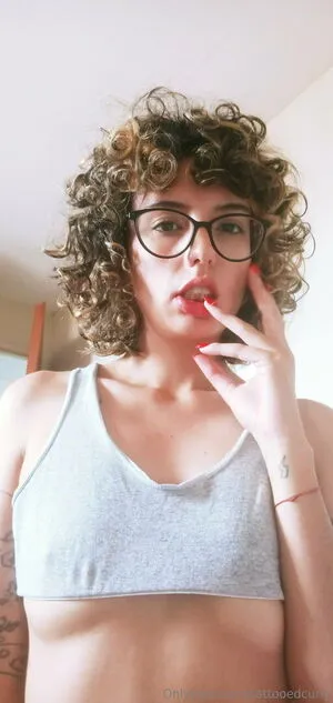Tattooedcurly OnlyFans Leaked Free Thumbnail Picture - #oN3f9iEtNL