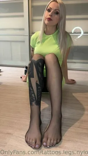 Tattoos Legs Nylons OnlyFans Leaked Free Thumbnail Picture - #ILVe7WPM1L