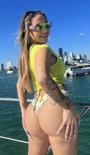 Tay Money OnlyFans Leaked Free Thumbnail Picture - #9EllDnUoLe