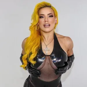 Taya Valkyrie OnlyFans Leaked Free Thumbnail Picture - #EWOnPWEGoh