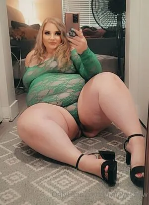 Tayhayesbbw OnlyFans Leaked Free Thumbnail Picture - #N8Q1JoxWth
