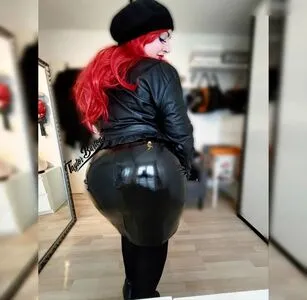 Taylor Burton OnlyFans Leaked Free Thumbnail Picture - #n4RcsF47SC