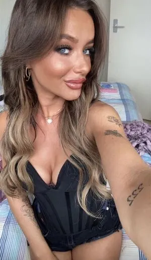 Taylor Fay OnlyFans Leaked Free Thumbnail Picture - #MfBOpToxMp