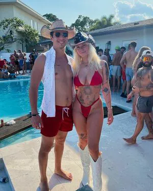 Taylor Hughs OnlyFans Leaked Free Thumbnail Picture - #PH2fhGA4IT
