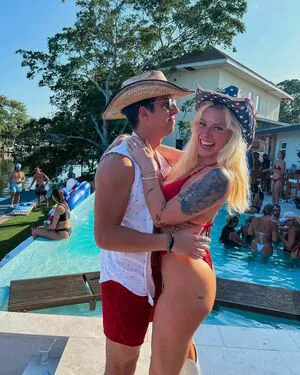 Taylor Hughs OnlyFans Leaked Free Thumbnail Picture - #l9j1d3Y1N6