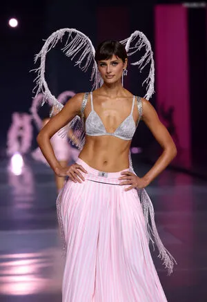Taylor Marie Hill OnlyFans Leaked Free Thumbnail Picture - #6SIfiVuAeT