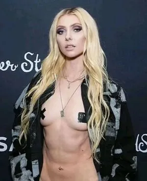 Taylor Momsen OnlyFans Leaked Free Thumbnail Picture - #0w4GT1q3pE