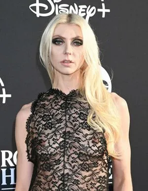 Taylor Momsen OnlyFans Leaked Free Thumbnail Picture - #1AZzavUsrU