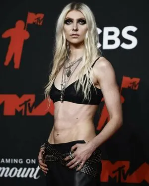 Taylor Momsen OnlyFans Leaked Free Thumbnail Picture - #24v5bnHi2Y