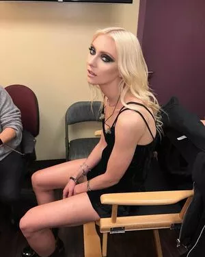 Taylor Momsen OnlyFans Leaked Free Thumbnail Picture - #3BwFM59uyb