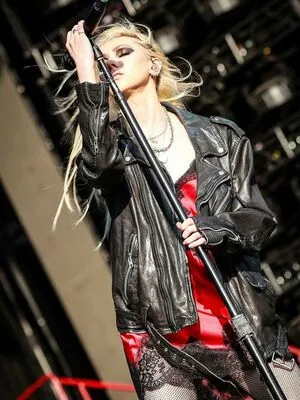 Taylor Momsen OnlyFans Leaked Free Thumbnail Picture - #5rBXW0kOJp