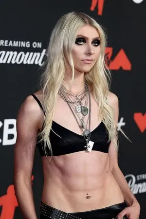 Taylor Momsen OnlyFans Leaked Free Thumbnail Picture - #8hgWfU9hKH