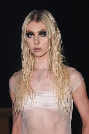 Taylor Momsen OnlyFans Leaked Free Thumbnail Picture - #9rBiJD37CY