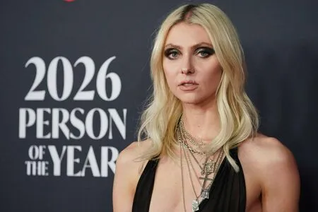 Taylor Momsen OnlyFans Leaked Free Thumbnail Picture - #9yNpGsg0Ao