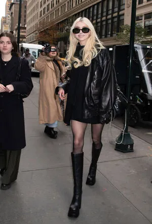 Taylor Momsen OnlyFans Leaked Free Thumbnail Picture - #ADuuCWGrp9