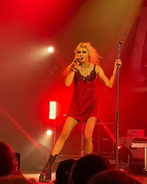 Taylor Momsen OnlyFans Leaked Free Thumbnail Picture - #BgDnYR3gP7