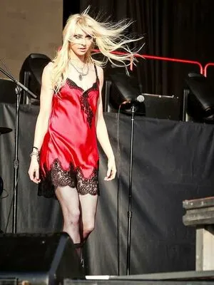 Taylor Momsen OnlyFans Leaked Free Thumbnail Picture - #DZOb66EqML