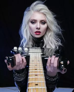 Taylor Momsen OnlyFans Leaked Free Thumbnail Picture - #DzZoczCdQk