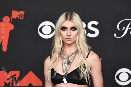 Taylor Momsen OnlyFans Leaked Free Thumbnail Picture - #FRfF5DrBwm