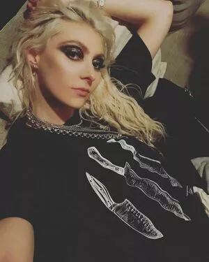 Taylor Momsen OnlyFans Leaked Free Thumbnail Picture - #IXAuOOVmxI