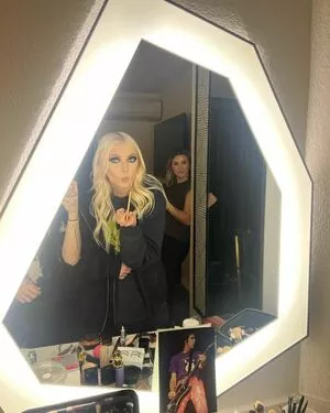 Taylor Momsen OnlyFans Leaked Free Thumbnail Picture - #LXZ1ghF2OI