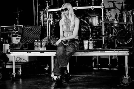 Taylor Momsen OnlyFans Leaked Free Thumbnail Picture - #Mi7591MLkd