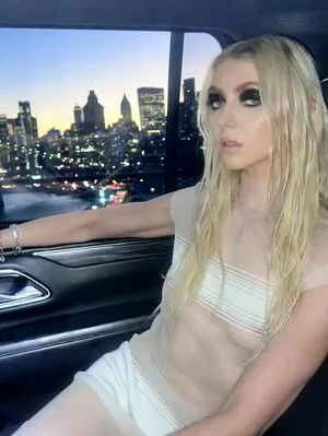Taylor Momsen OnlyFans Leaked Free Thumbnail Picture - #O7tydvzURt