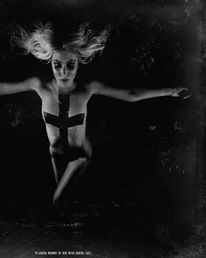 Taylor Momsen OnlyFans Leaked Free Thumbnail Picture - #QWkoDhLdS5