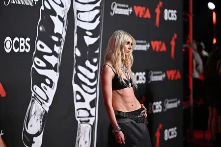 Taylor Momsen OnlyFans Leaked Free Thumbnail Picture - #SHiyXtxuhc